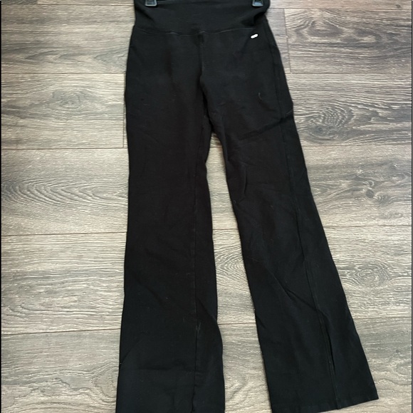 Black flared leggings! - Picture 1 of 2